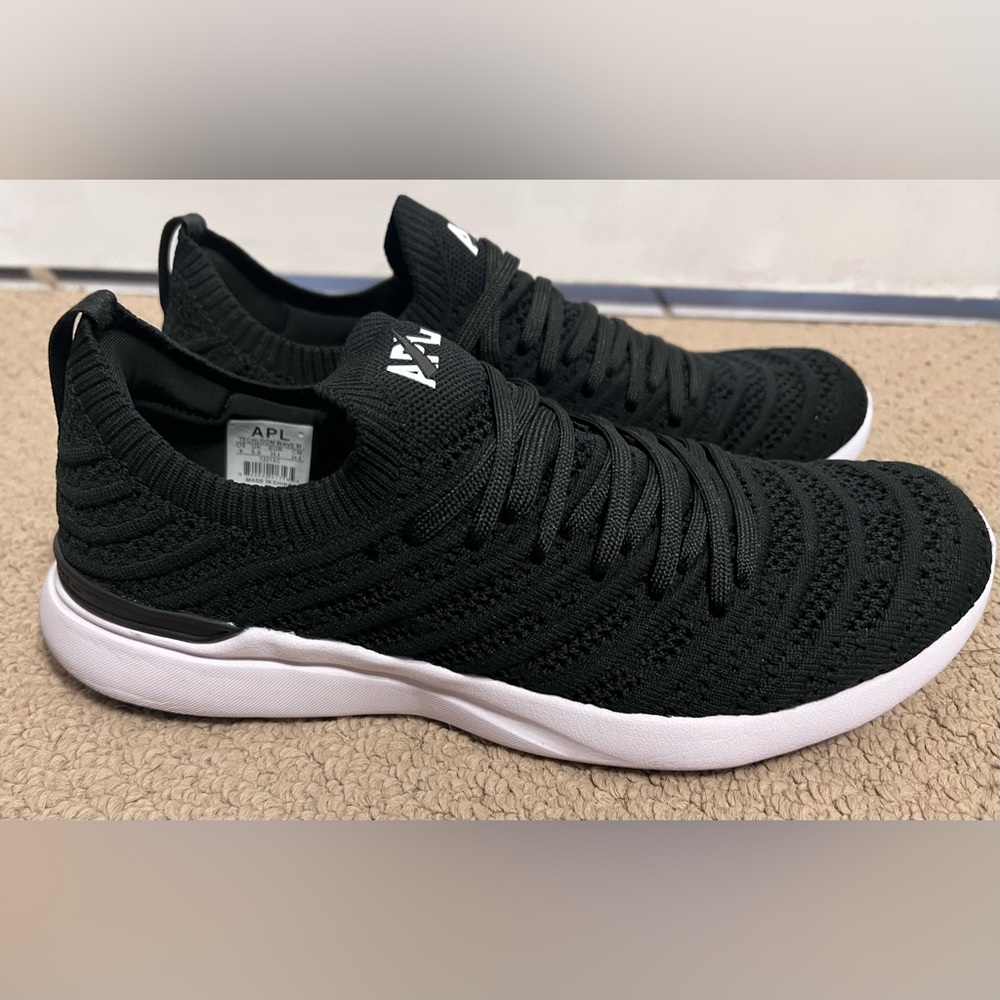 NWOT APL Techloom wave black